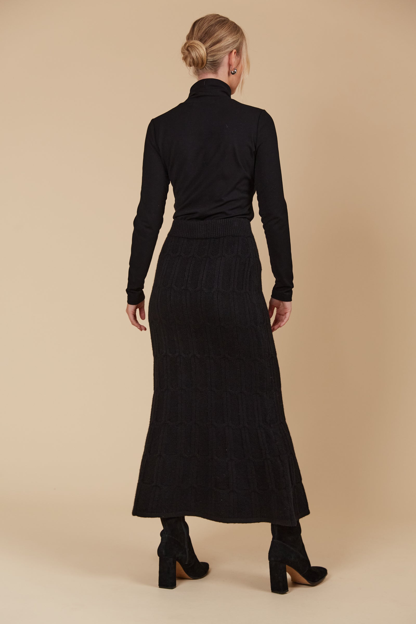 Naria Turtleneck