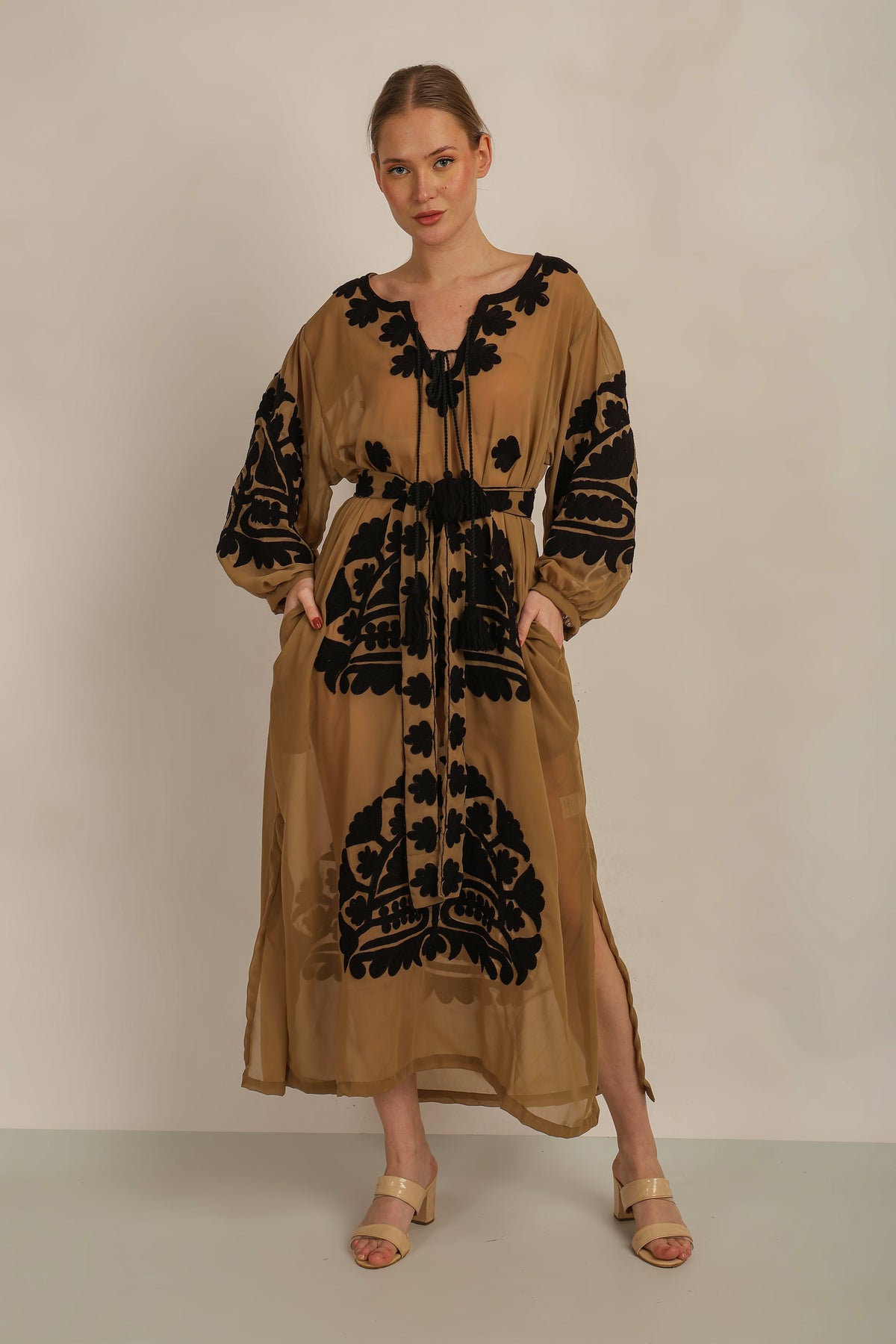 Awana Dress