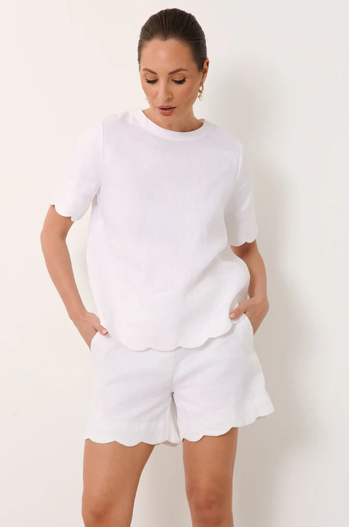 Scalloped Linen Short