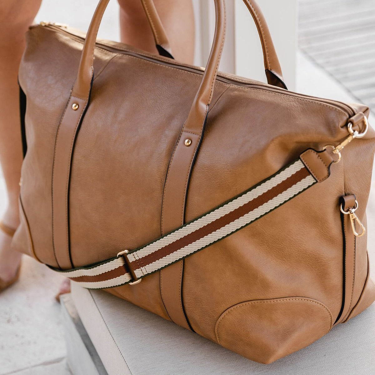 Alexis Weekender Bag Tan